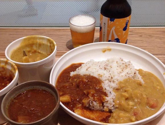 #Curry Stock Tokyo 金曜の晩にサクッと3種類いただいていく方向で ;) #カレー  #金曜カレー部